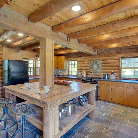 Cozy Log Cabin Getaway With Fire Pit And 3 Acres! Ruckersville Экстерьер фото
