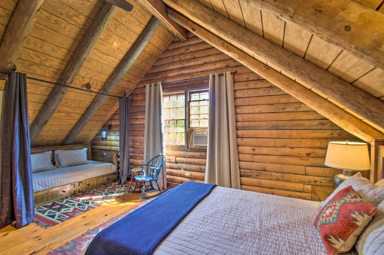 Cozy Log Cabin Getaway With Fire Pit And 3 Acres! Ruckersville Экстерьер фото