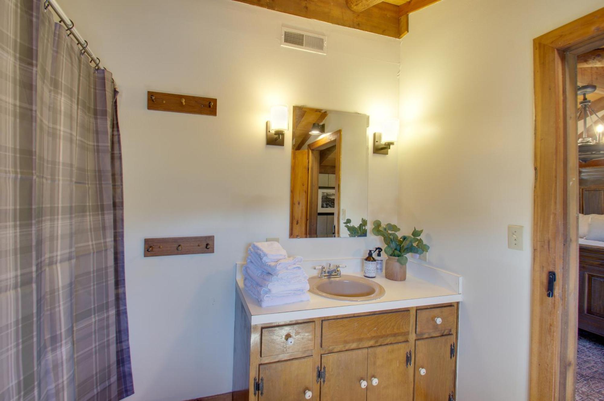 Cozy Log Cabin Getaway With Fire Pit And 3 Acres! Ruckersville Экстерьер фото